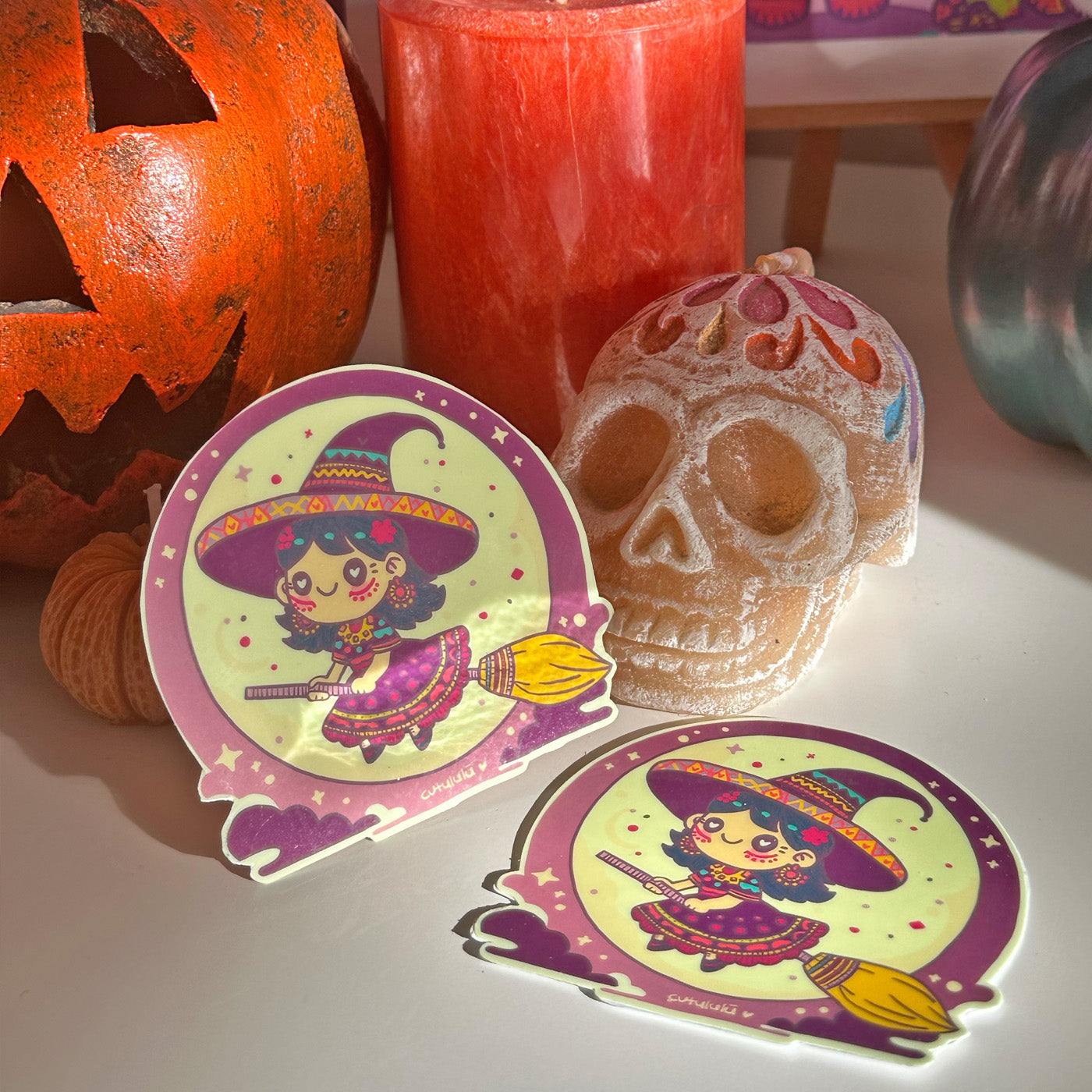 Sticker Brilla Oscuridad Brujita